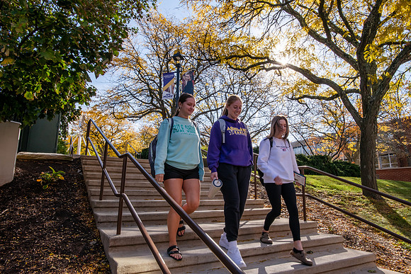 FallCampusLife1024AWB_5335
