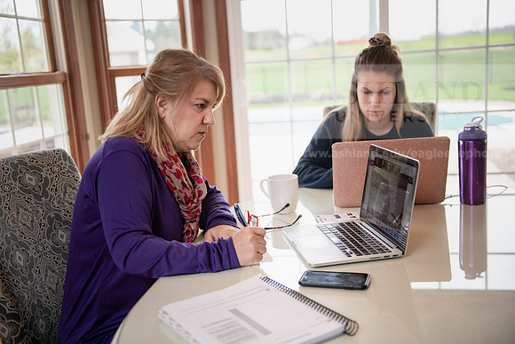 OnlineEducation0420ALW_0963