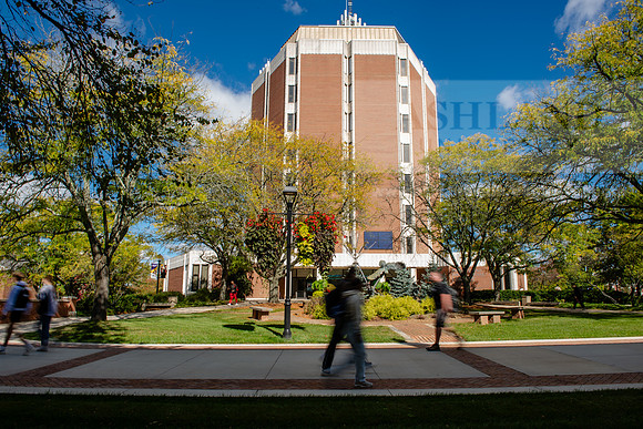 FallCampusLife1024AWB_1856