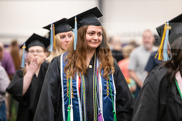 299SpGradProcessional0524AWB_8693