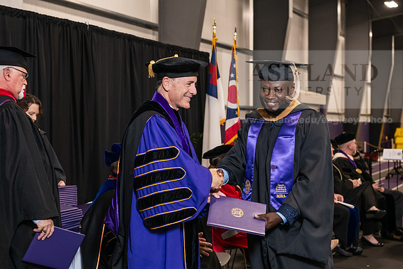 089SpGradMasterBusiness0524AWB_9268