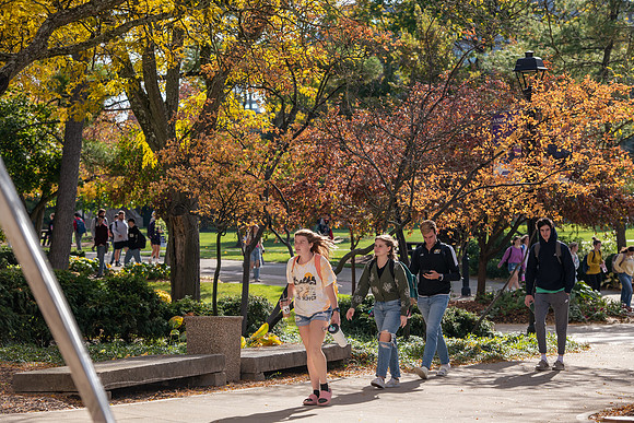 FallCampusLife1024AWB_5549