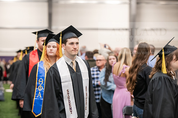 232SpGradProcessional0525AWB_2460