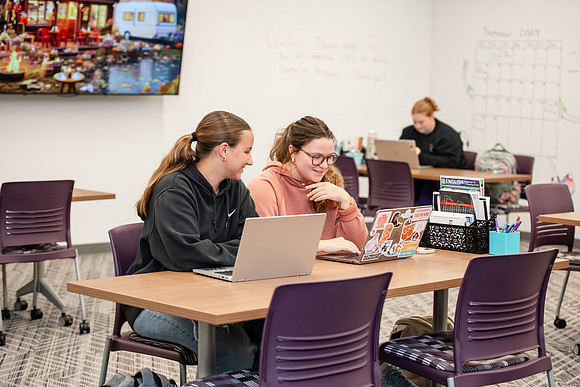 WCCStudentStudy1024AWB_8173