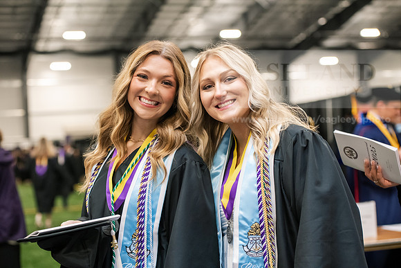 077SpGradPreCeremony0525AWB_2275