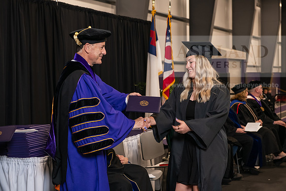 172SpGradBachelorNursing0524AWB_9824