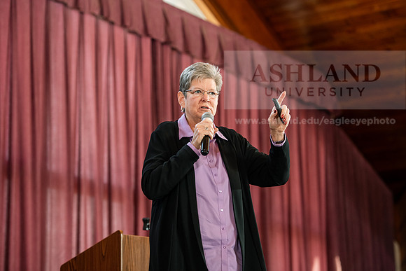 ExcellenceInEducationCeremony1224AWB_4232