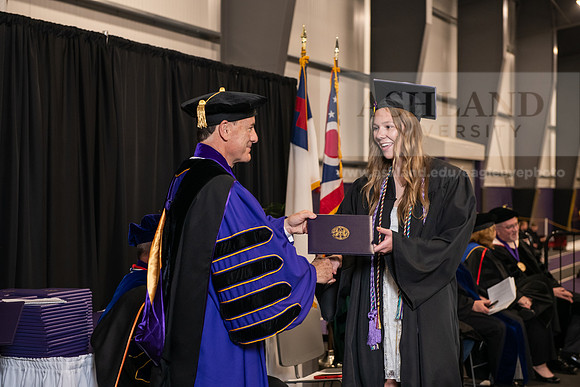 114SpGradBachelorNursing0524AWB_9783