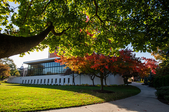 FallCampusLife1024AWB_5176
