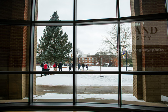 StudentsReturnWinterCampus0125AWB_6336