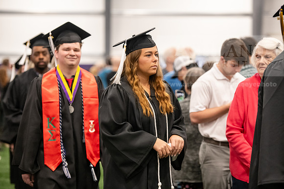 174SpGradProcessional0524AWB_8602