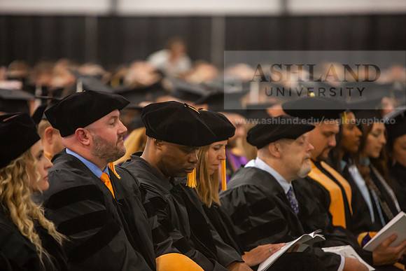 019SpGradCeremony05250525JH6Q8B8264