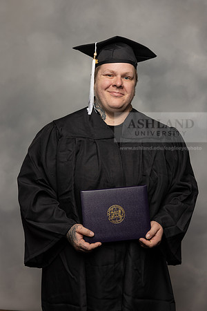 114SpGradBachelorArts0524CCP10898