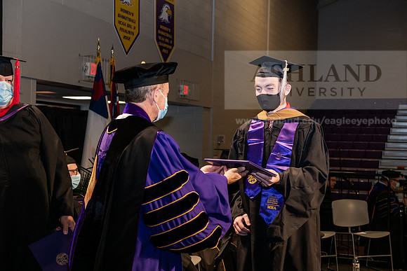 022MasterBusinessWiGrad1221ALW_6695