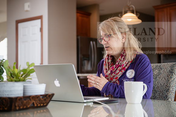 OnlineEducation0420ALW_0511