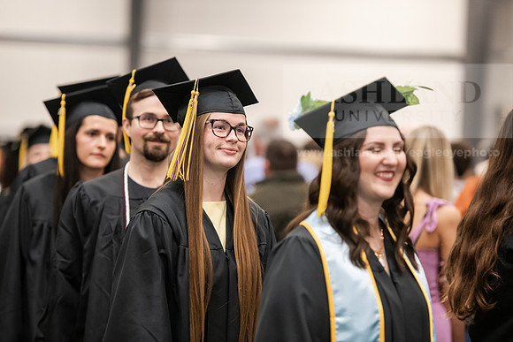 247SpGradProcessional0525AWB_2478
