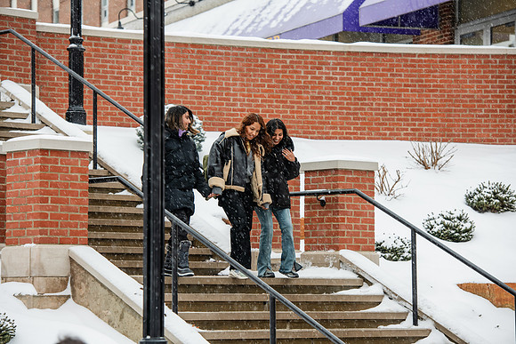 StudentsReturnWinterCampus0125AWB_6658