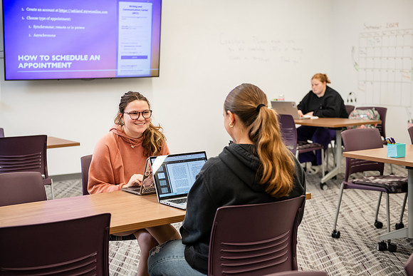 WCCStudentStudy1024AWB_8216