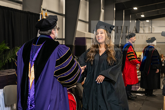 073SPGradBachelorArts0525AWB_3434