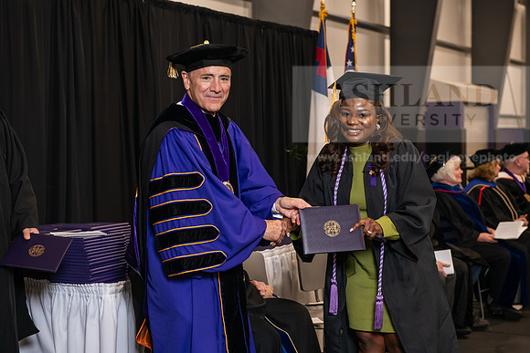 161SpGradBachelorNursing0524AWB_9815