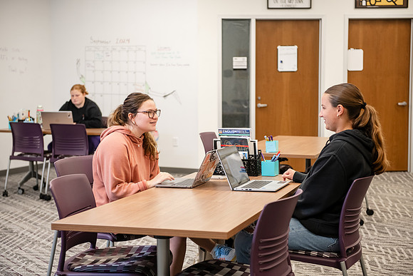 WCCStudentStudy1024AWB_8213