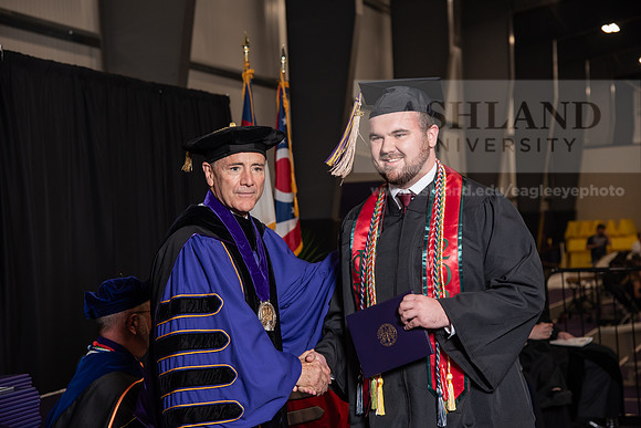 123SpGradBachelorScienceBusiness0524TR_DSC_5423