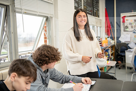EducationStudentTeachingBurdette0424AWB_2215
