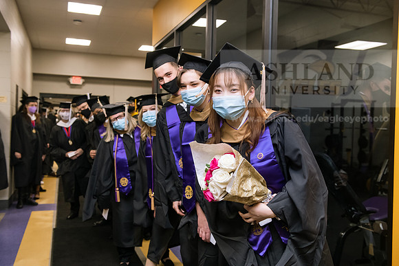 105WiGradPreCeremony1221ALW_6108