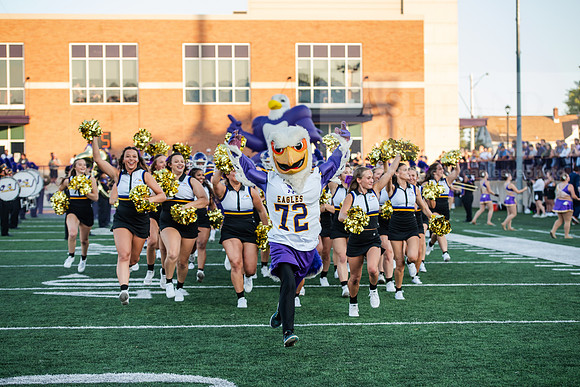 AUvIUPFootball0924ALW_8333