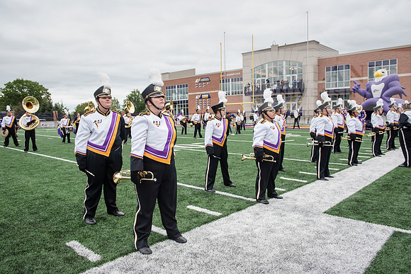 AUvsQuincyFtballBand0921ALW_3848