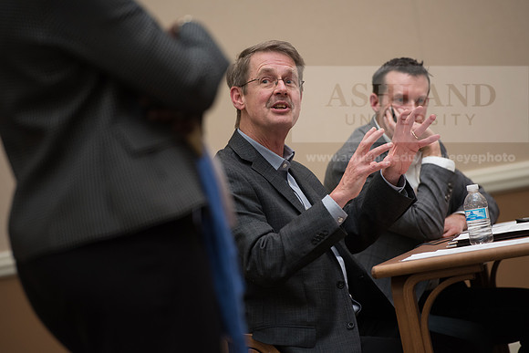 Ashland Center for Nonviolence - War in the Bible Panel Discussi