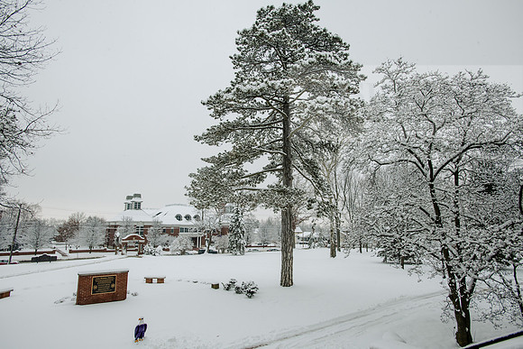 WinterCampusLife0123ALW_3199