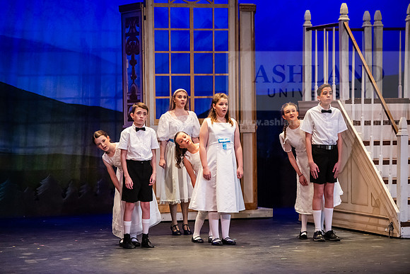 TheatreSoundOfMusic0325AWB_2625