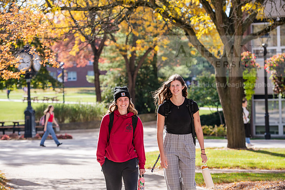 FallCampusLife1024AWB_5532