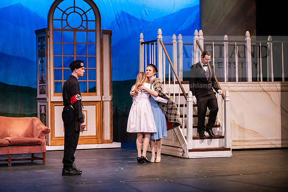 TheatreSoundOfMusic0325AWB_3268