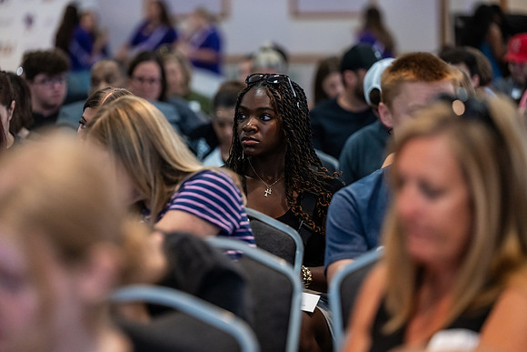 SummerOrientationNo2_0625AWB_0809