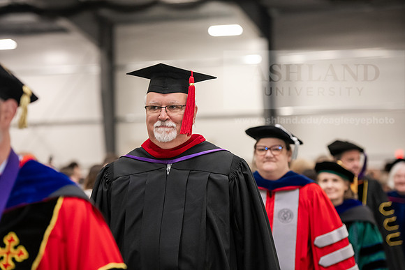036SpGradProcessional0525AWB_2340