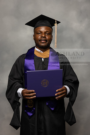 111SpGradMasterBusiness0524CCP10710
