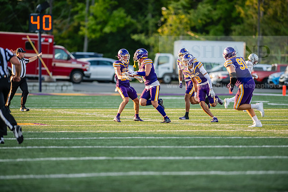 AUvIUPFootball0924AWB_3625