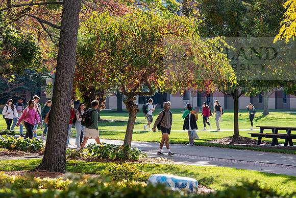 FallCampusLife1024AWB_5481