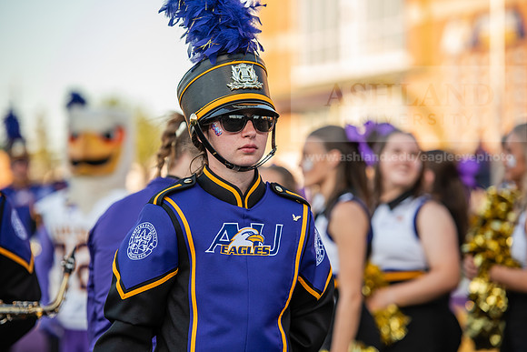 AUvIUPFootball0924ALW_8304