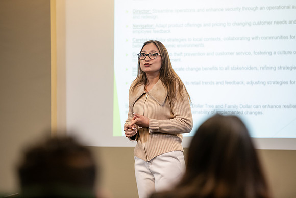 MBA501ProfSchmeller0324AWB_6950