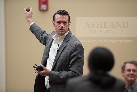 Ashland Center for Nonviolence - War in the Bible Panel Discussi