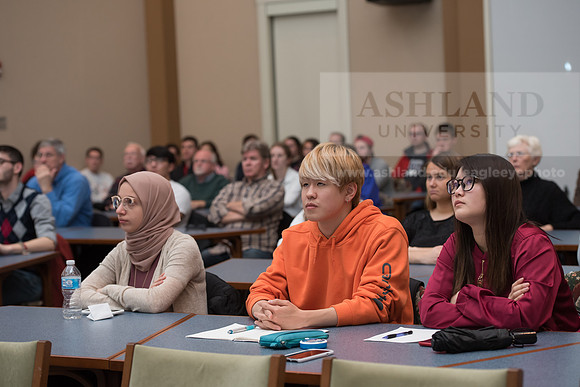 Ashland Center for Nonviolence - War in the Bible Panel Discussi