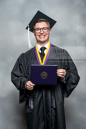 053SpGradBachelorSciEducation0525AU-Graduation-2025-Andrew-1172