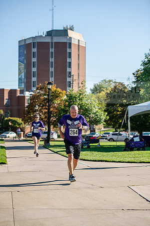 HOCO5kRunWalk1024AWB_9834