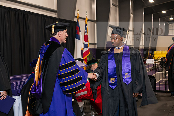 131SpGradMasterBusiness0524AWB_9297