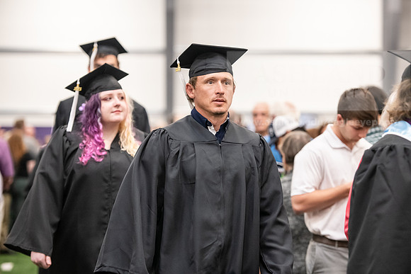 168SpGradProcessional0524AWB_8595
