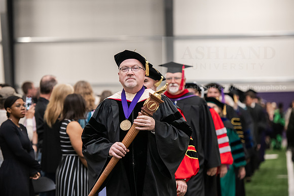 032SpGradProcessional0525AWB_2337