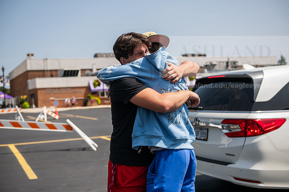 MoveInDay0824AWB_0568